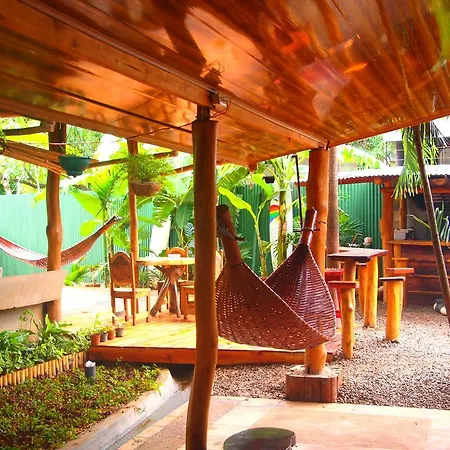 Coral Reef Surf Hostel And Camp-2